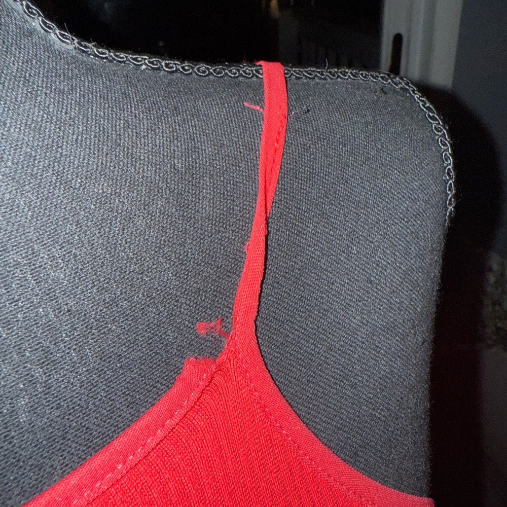 Vibrant Red Sleeveless Dress - Picture 3 of 3